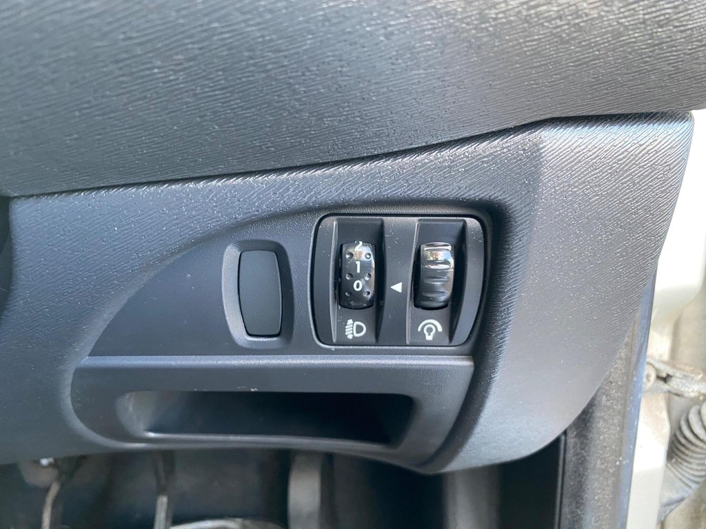 Used Renault Twingo 2010 for sale - 77397290: Photo 37