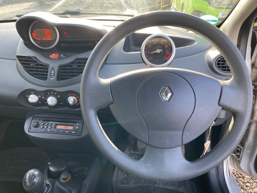 Used Renault Twingo 2010 for sale - 77397290: Photo 38