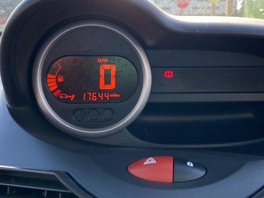 Used Renault Twingo 2010 for sale - 77397290: Photo 9