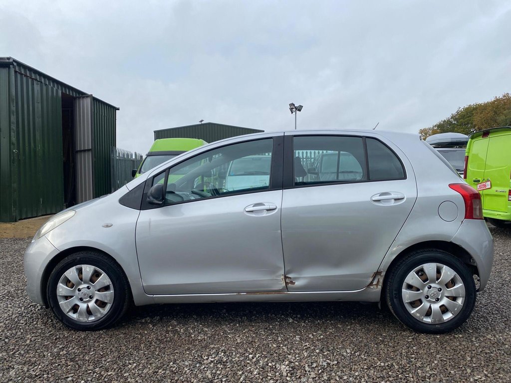 Used Toyota Yaris 2006 for sale - 76434459: Photo 5