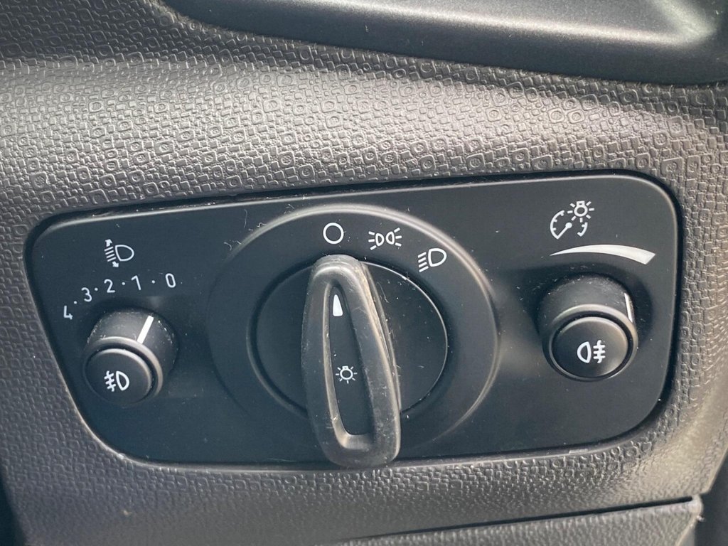 Used Ford Ecosport 2015 for sale - 76048686: Photo 42