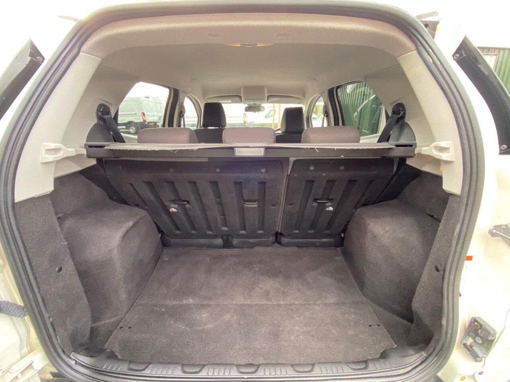 Used Ford Ecosport 2015 for sale - 76048686: Photo 48
