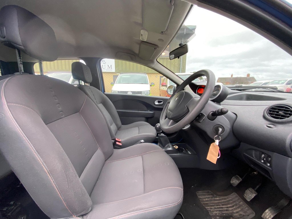Used Renault Twingo 2008 for sale - 76559262: Photo 24