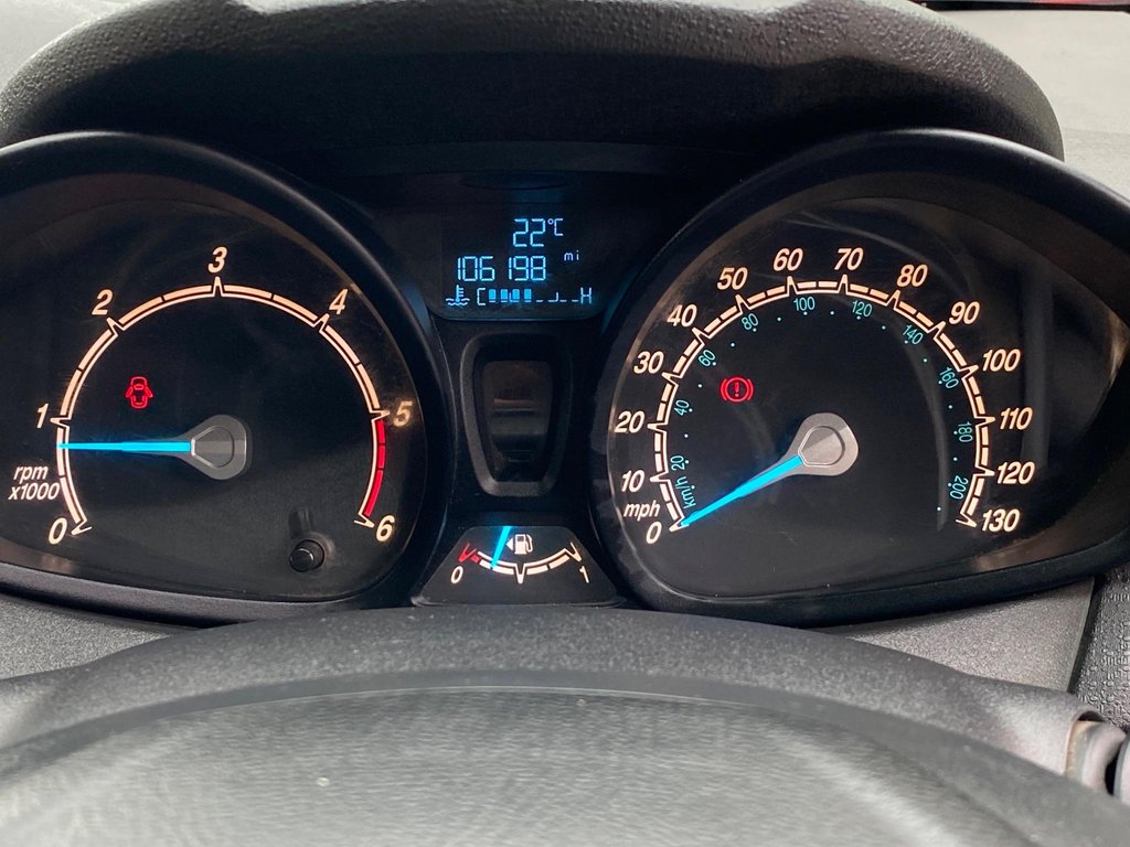 Used Ford Fiesta Van 2017 for sale - 76035185: Photo 13