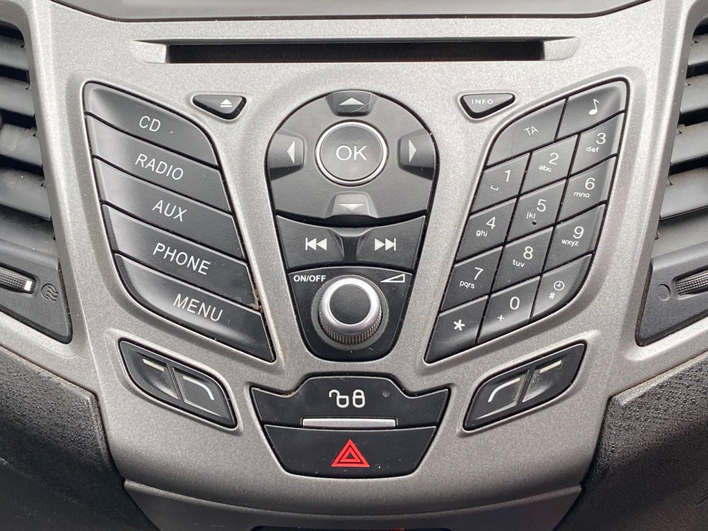 Used Ford Fiesta Van 2017 for sale - 76035185: Photo 34