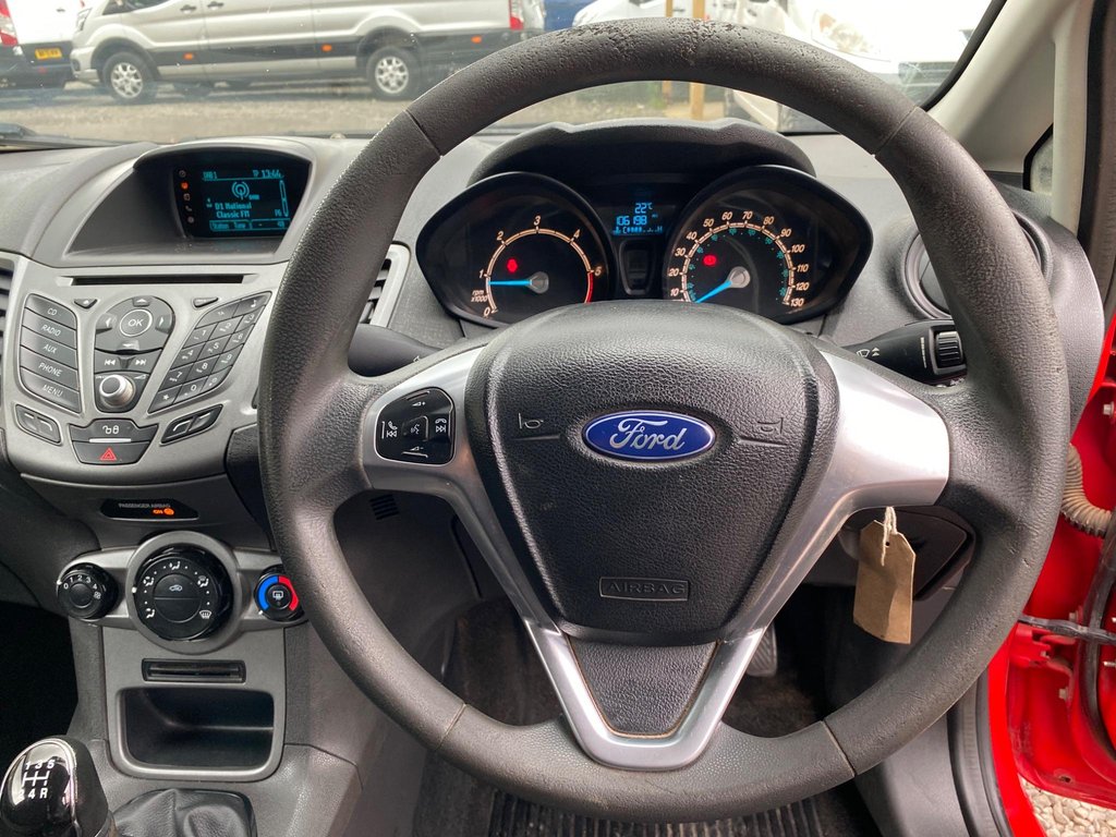 Used Ford Fiesta Van 2017 for sale - 76035185: Photo 37