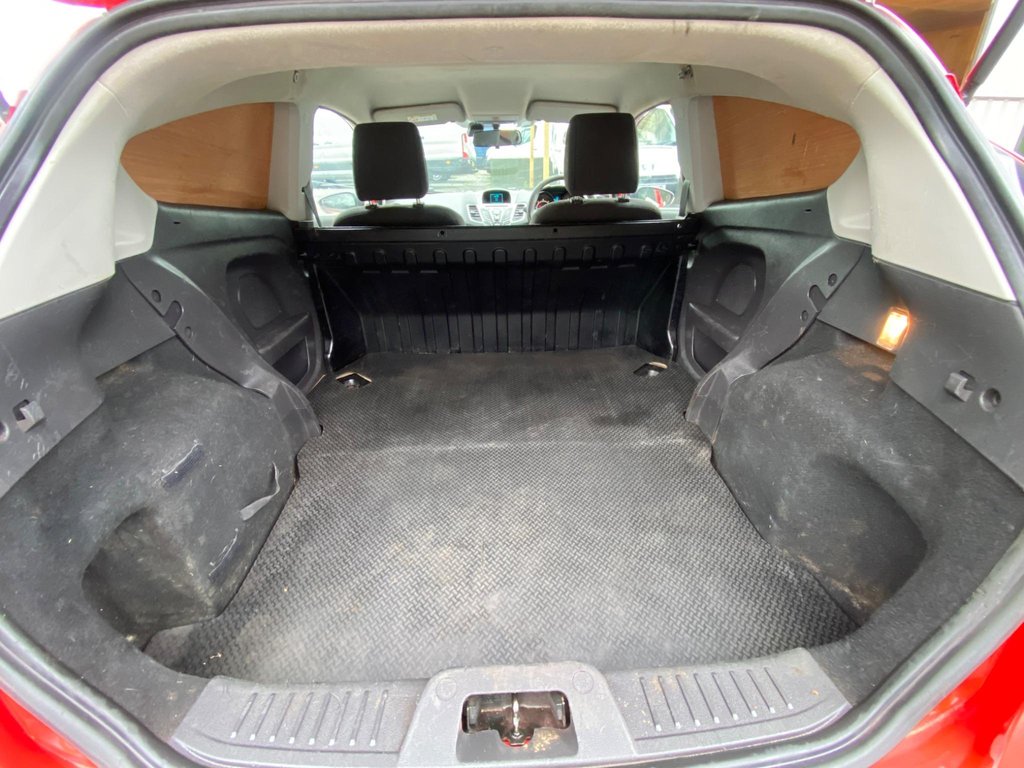 Used Ford Fiesta Van 2017 for sale - 76035185: Photo 44