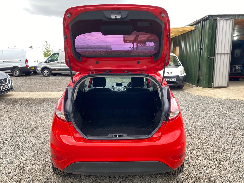 Used Ford Fiesta Van 2017 for sale - 76035185: Photo 46