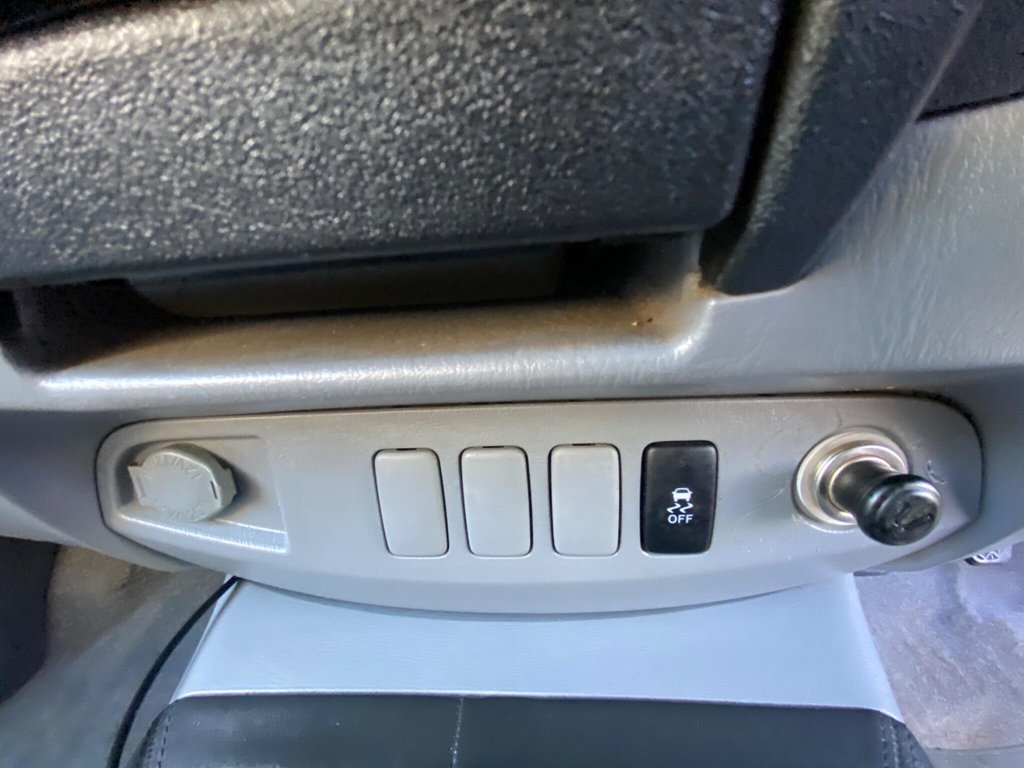 Used Toyota Hilux 2011 for sale - 76900203: Photo 31