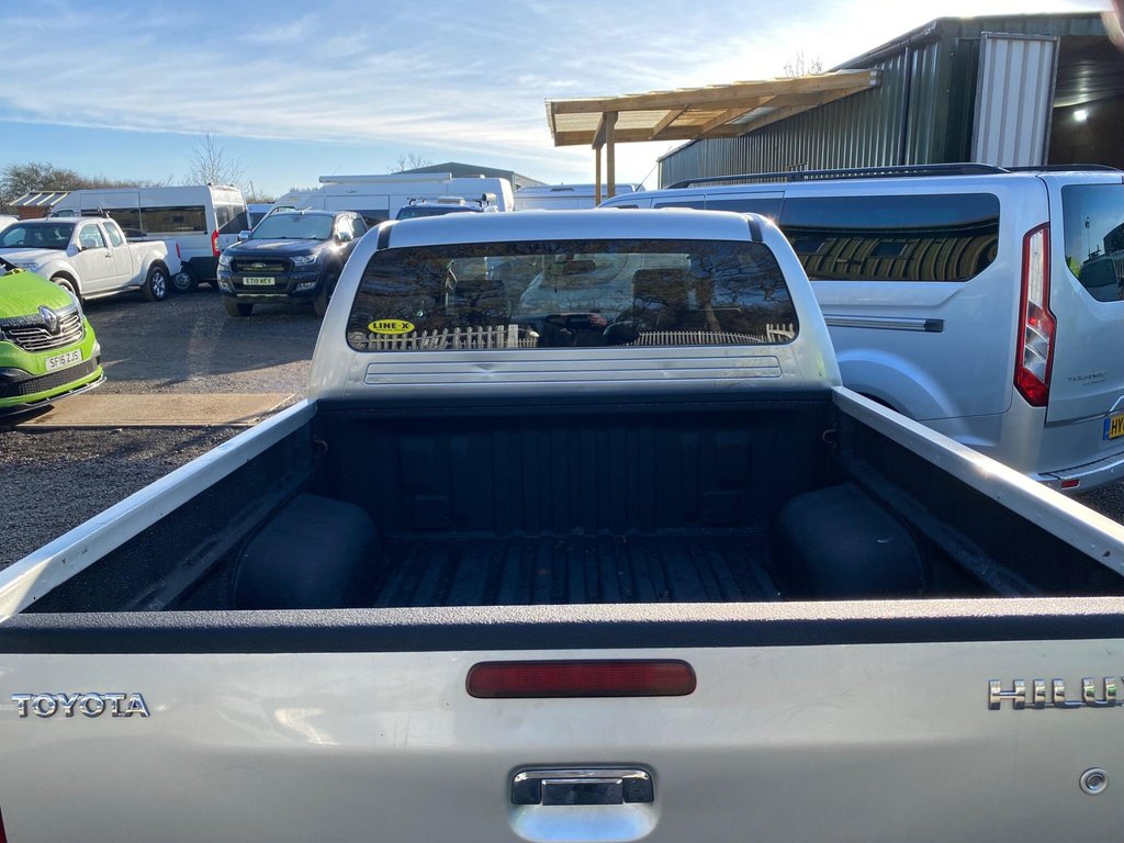 Used Toyota Hilux 2011 for sale - 76900203: Photo 48
