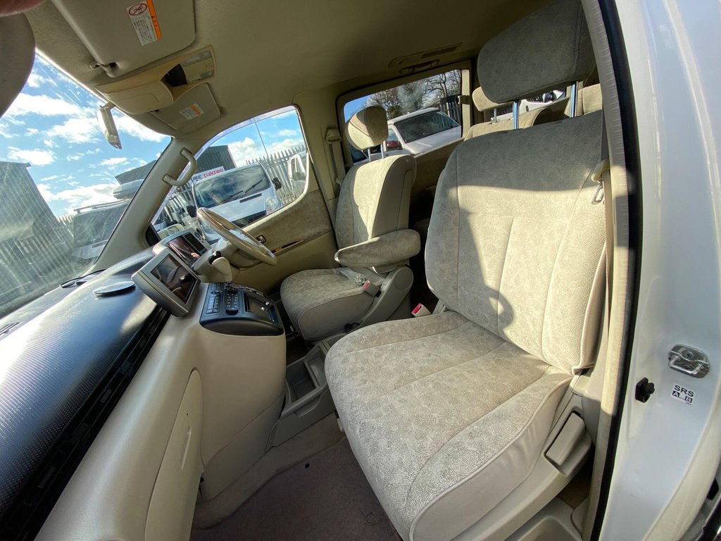 Used Nissan Elgrand 2018 for sale - 77572237: Photo 26