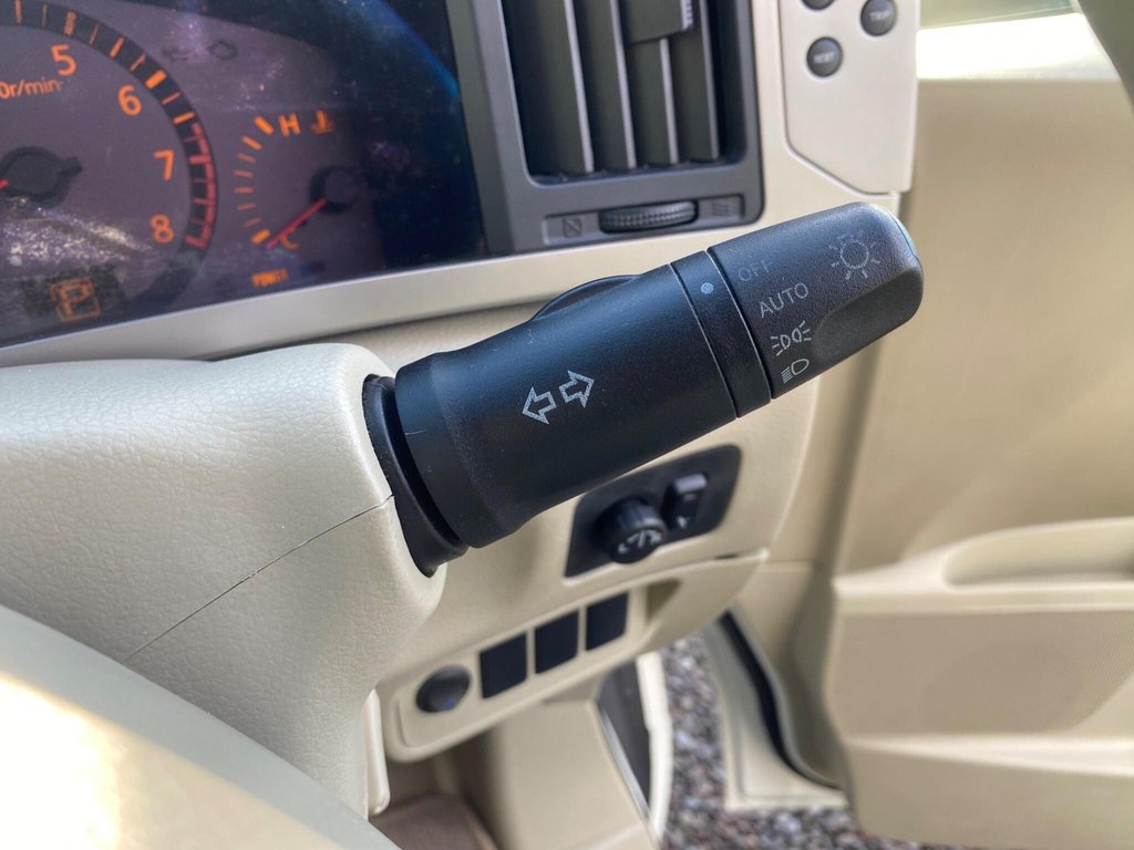 Used Nissan Elgrand 2018 for sale - 77572237: Photo 50