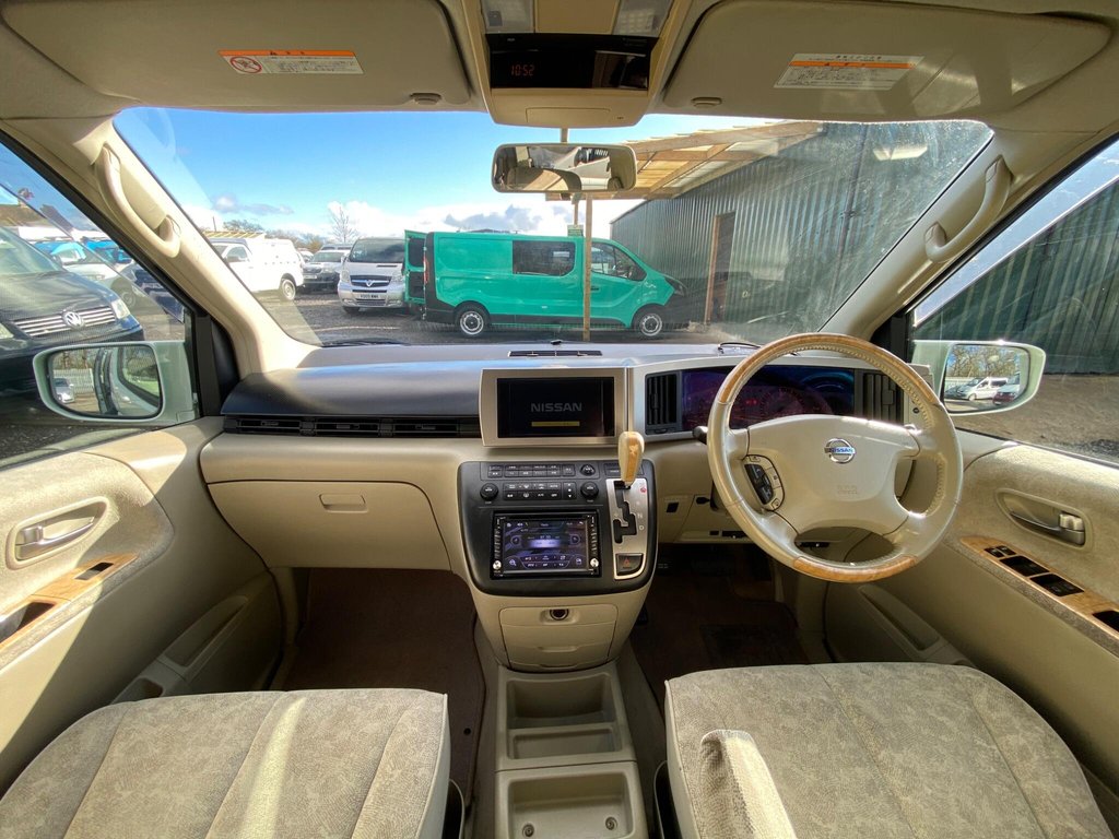 Used Nissan Elgrand 2018 for sale - 77572237: Photo 8
