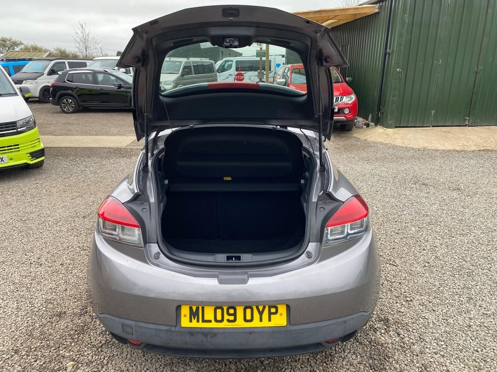 Used Renault Megane 2009 for sale - 78096536: Photo 10