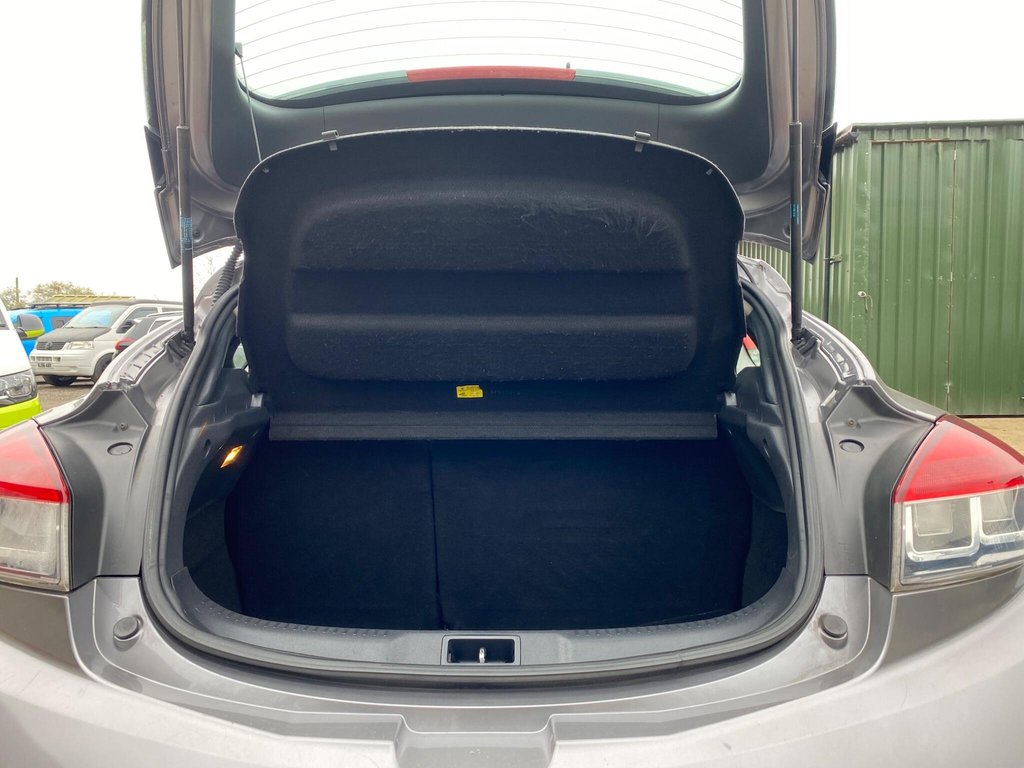 Used Renault Megane 2009 for sale - 78096536: Photo 11