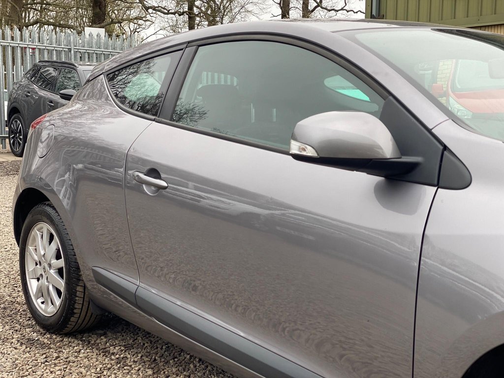 Used Renault Megane 2009 for sale - 78096536: Photo 21