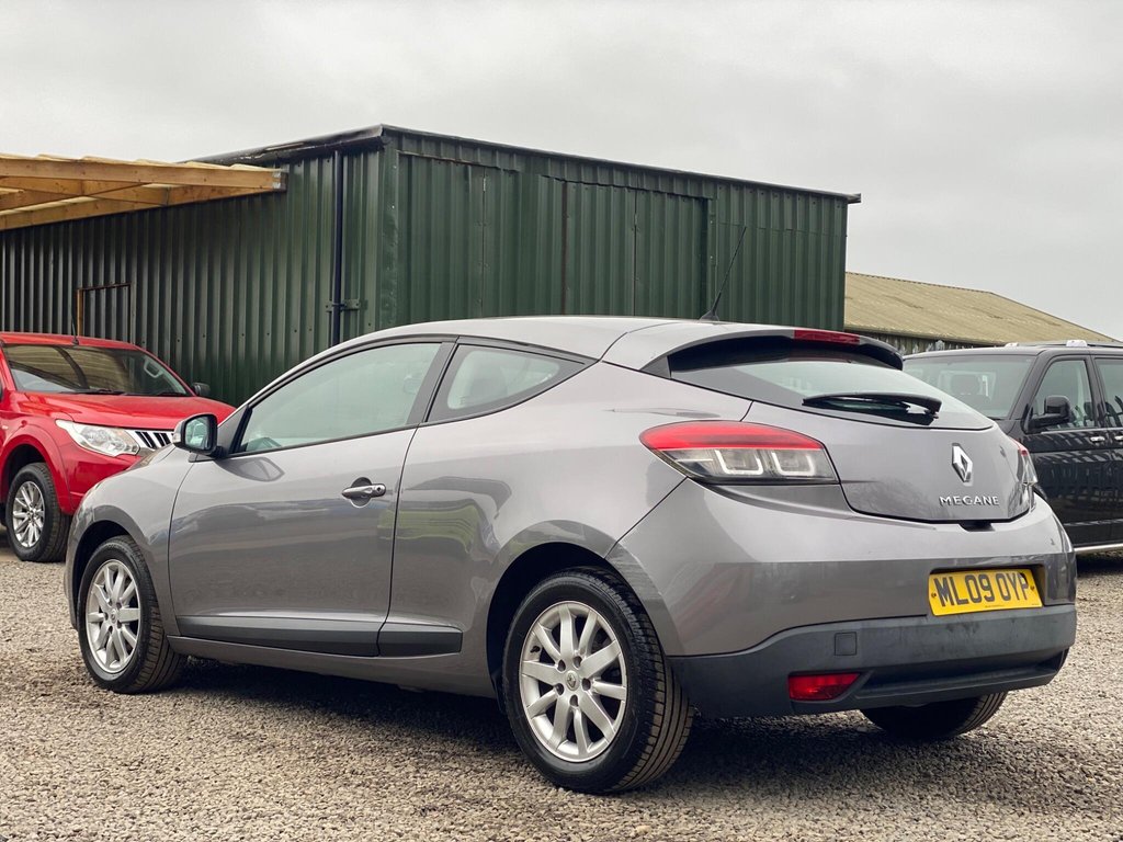 Used Renault Megane 2009 for sale - 78096536: Photo 4