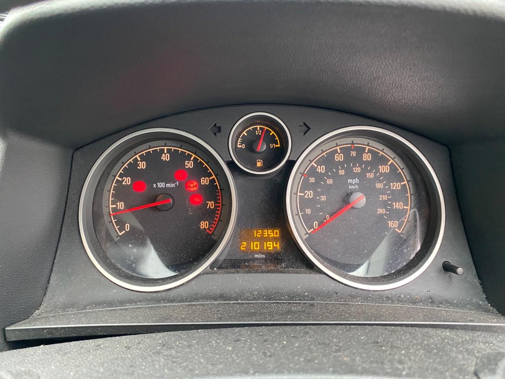 Used Vauxhall Zafira 2013 for sale - 77498876: Photo 8