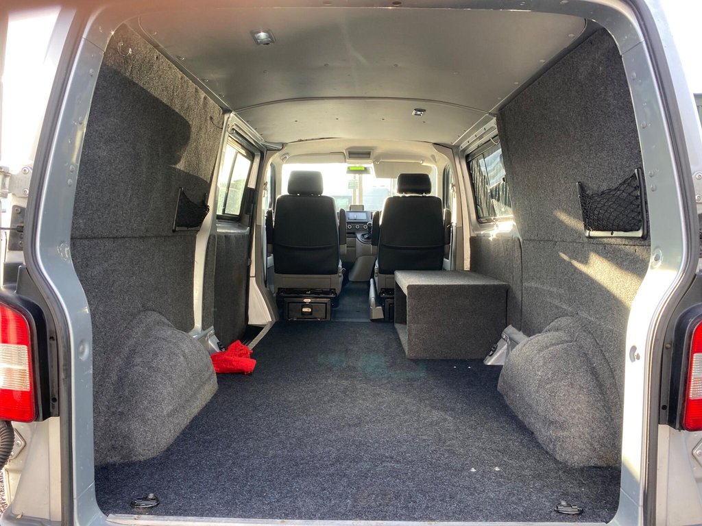 Used Volkswagen Transporter 2012 for sale - 77205368: Photo 11