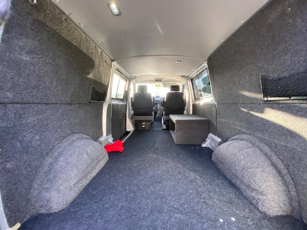 Used Volkswagen Transporter 2012 for sale - 77205368: Photo 12