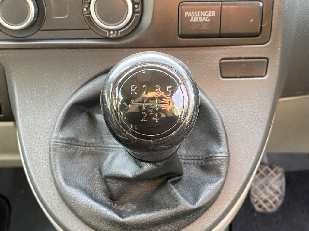 Used Volkswagen Transporter 2012 for sale - 77205368: Photo 41