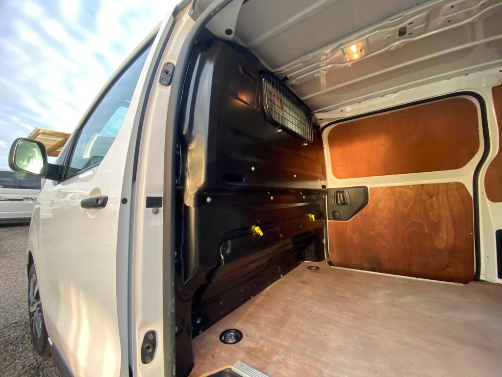 Used Toyota ProAce 2019 for sale - 78036404: Photo 17