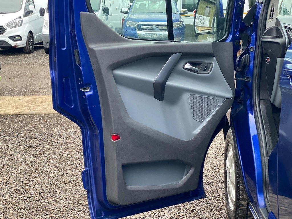 Used Ford Transit Custom 2016 for sale - 77056390: Photo 38