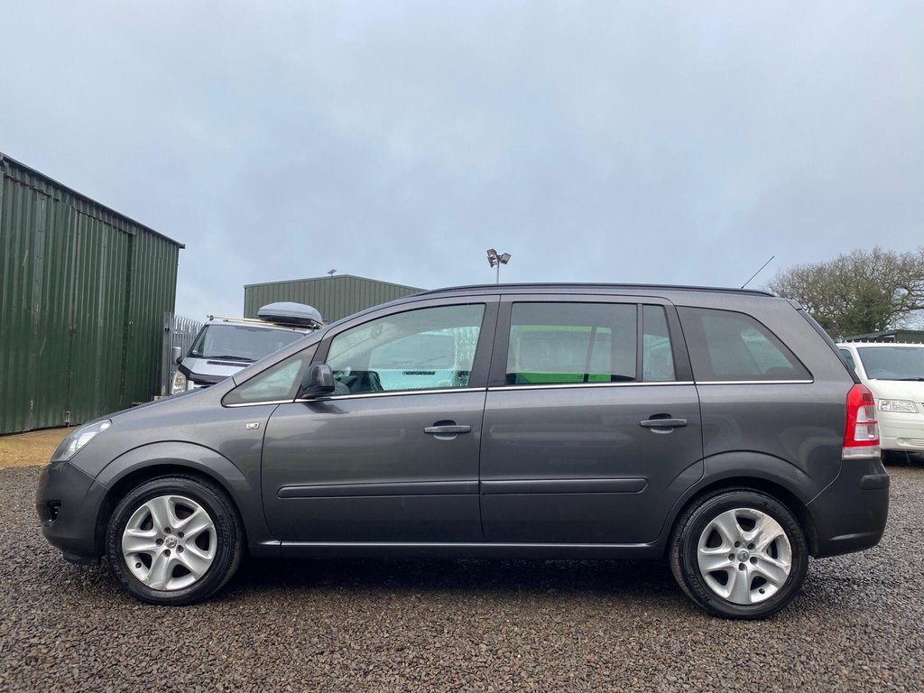 Used Vauxhall Zafira 2011 for sale - 77525824: Photo 24