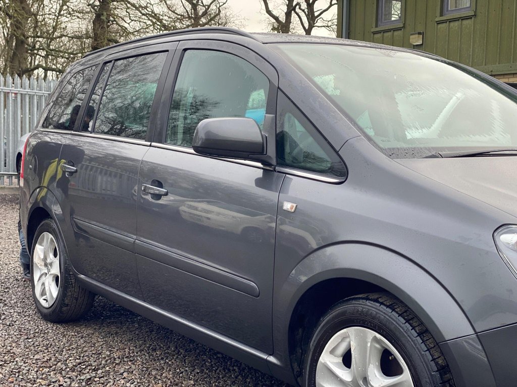 Used Vauxhall Zafira 2011 for sale - 77525824: Photo 28