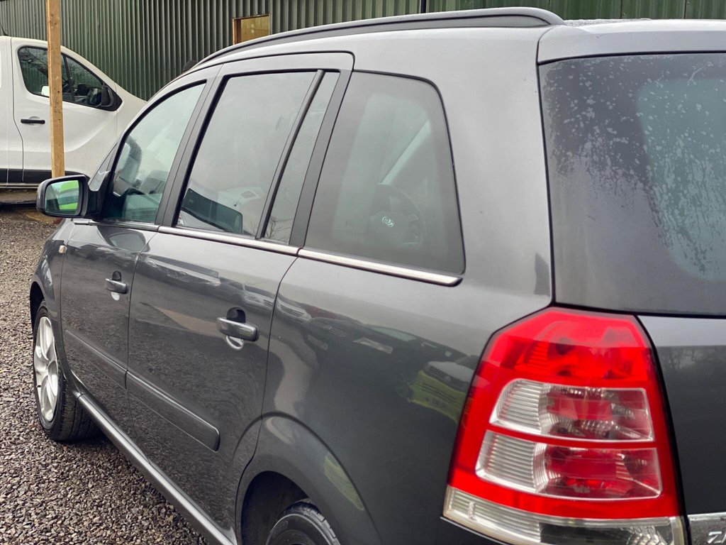 Used Vauxhall Zafira 2011 for sale - 77525824: Photo 32