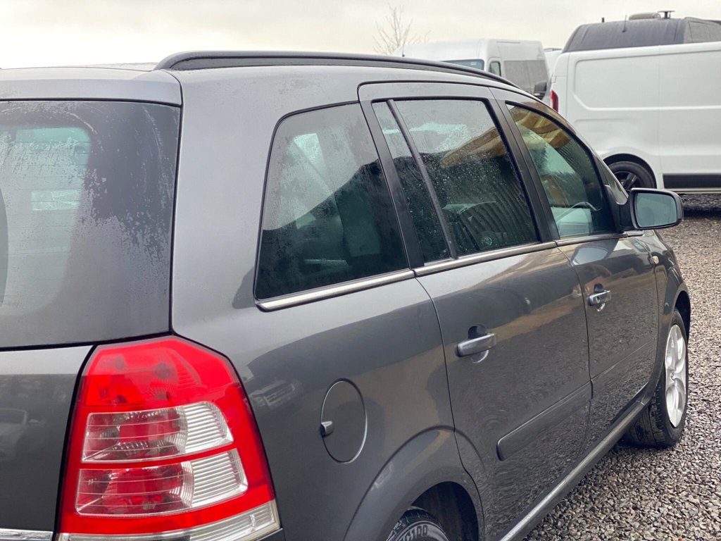 Used Vauxhall Zafira 2011 for sale - 77525824: Photo 34
