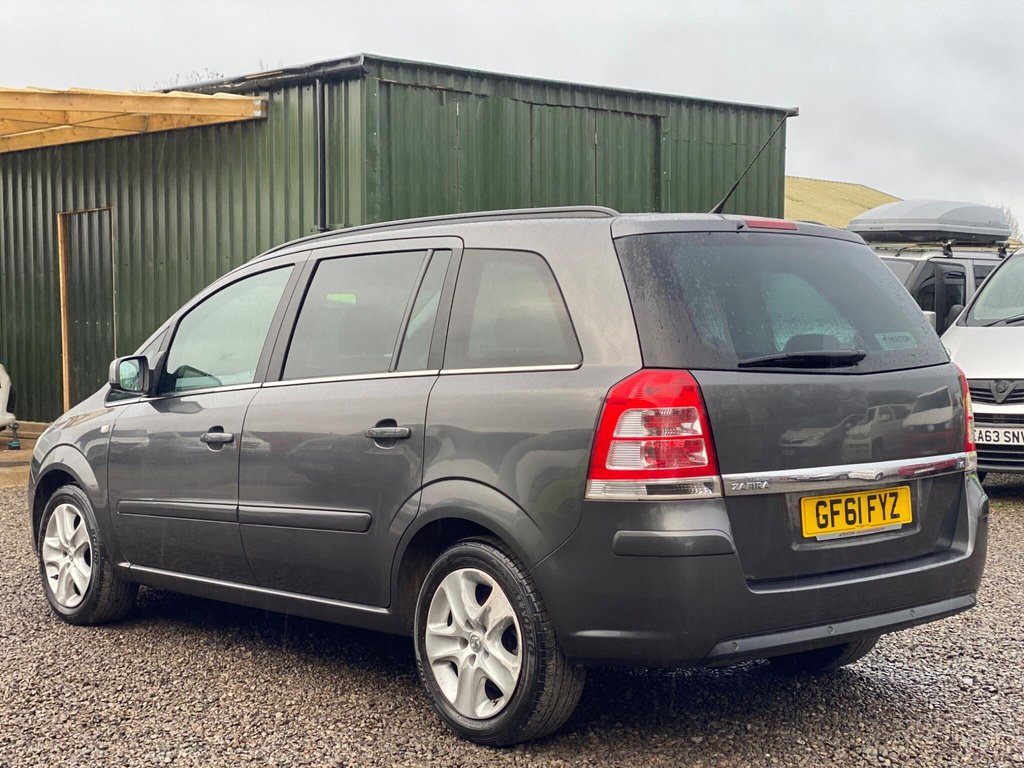 Used Vauxhall Zafira 2011 for sale - 77525824: Photo 4