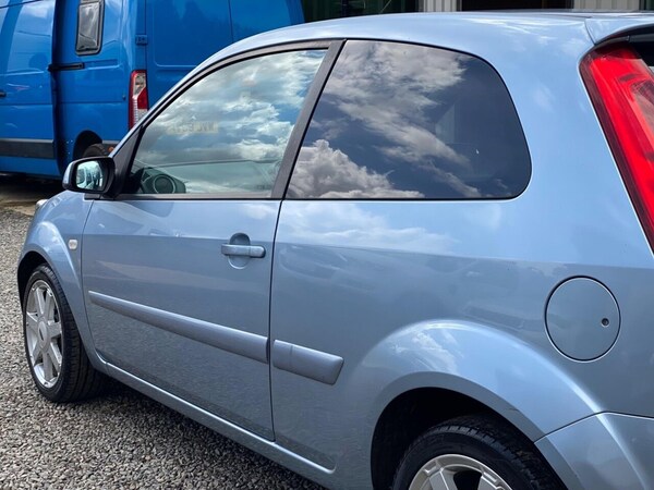 Used Ford Fiesta 2007 for sale - 76035184: Photo 25
