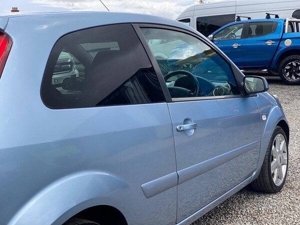 Used Ford Fiesta 2007 for sale - 76035184: Photo 27