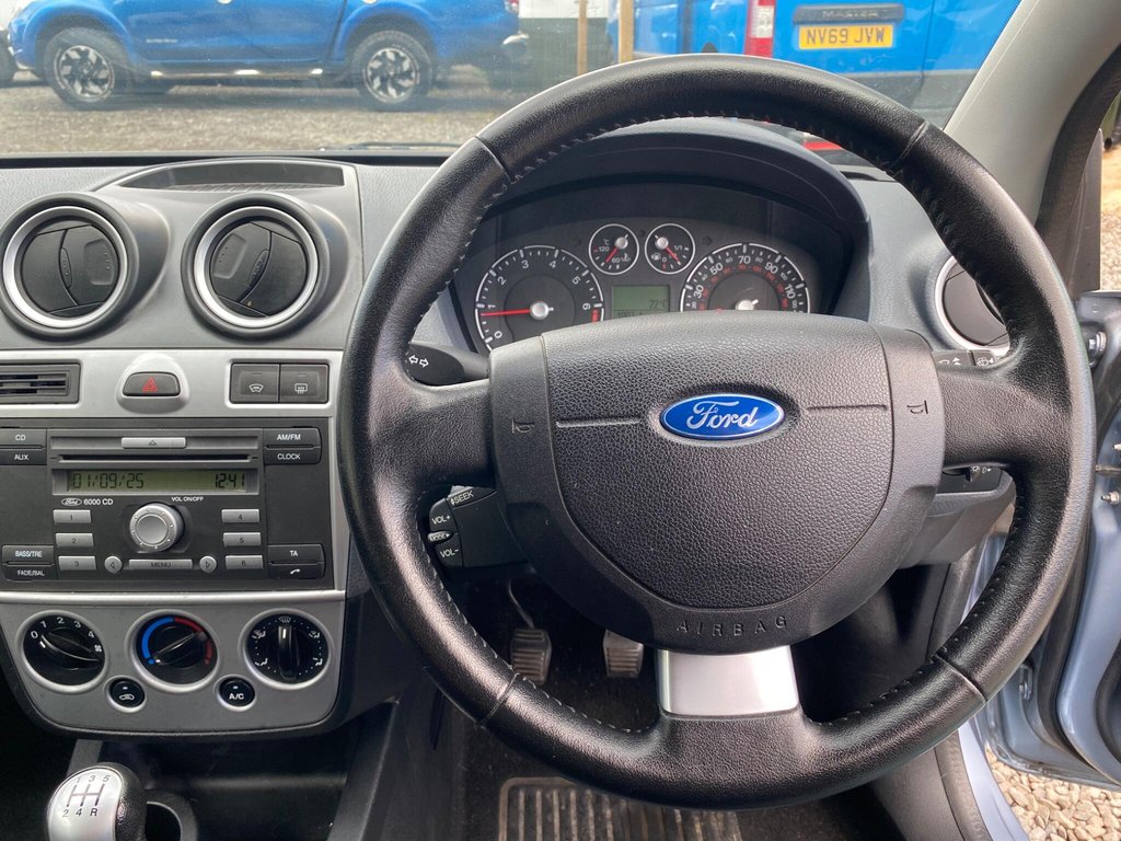 Used Ford Fiesta 2007 for sale - 76035184: Photo 32