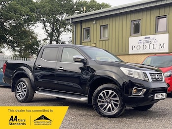 Used Nissan Navara 2017 for sale - 79472976: Photo