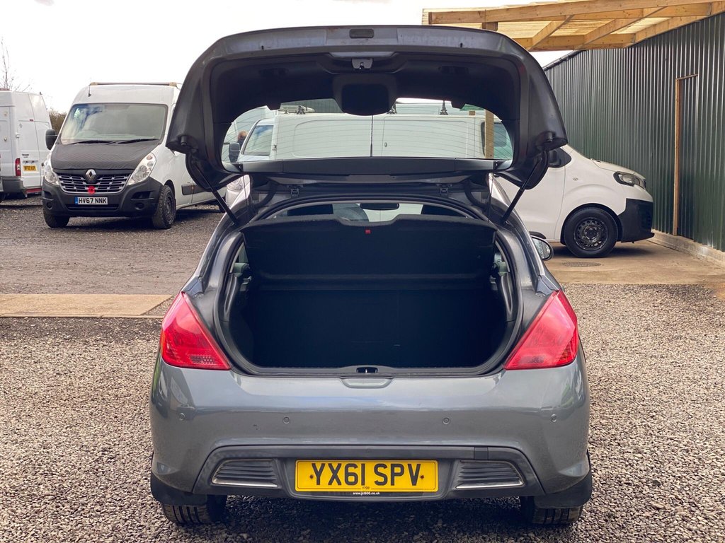 Used Peugeot 308 2011 for sale - 77397293: Photo 12