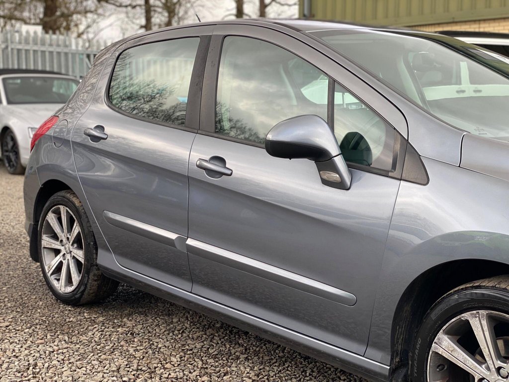 Used Peugeot 308 2011 for sale - 77397293: Photo 23