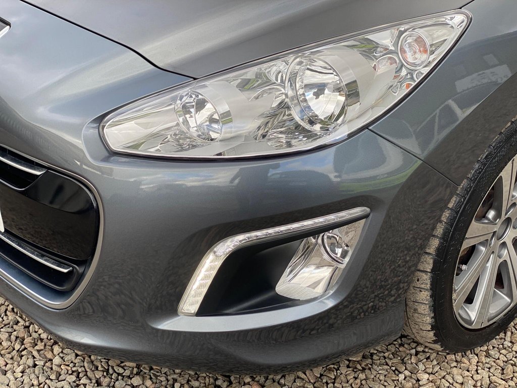 Used Peugeot 308 2011 for sale - 77397293: Photo 24