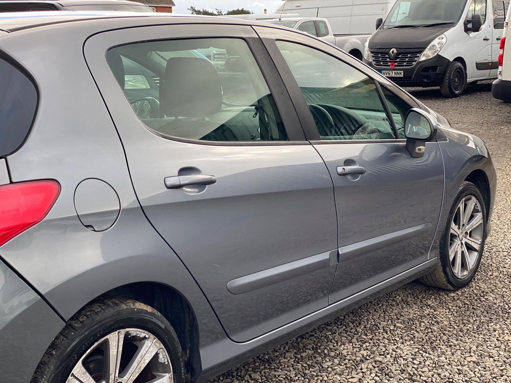 Used Peugeot 308 2011 for sale - 77397293: Photo 30