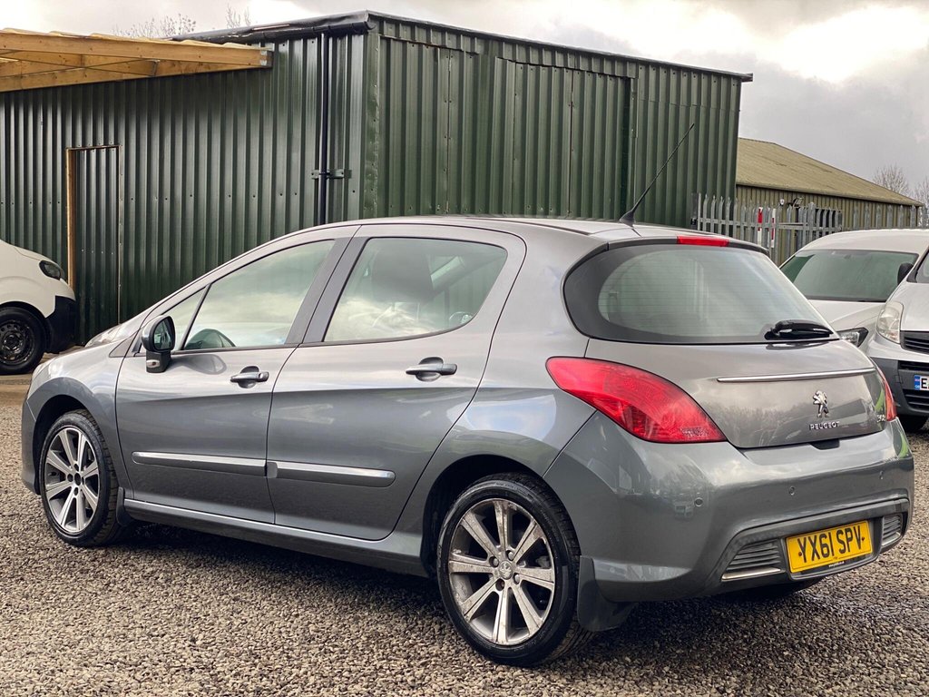 Used Peugeot 308 2011 for sale - 77397293: Photo 4
