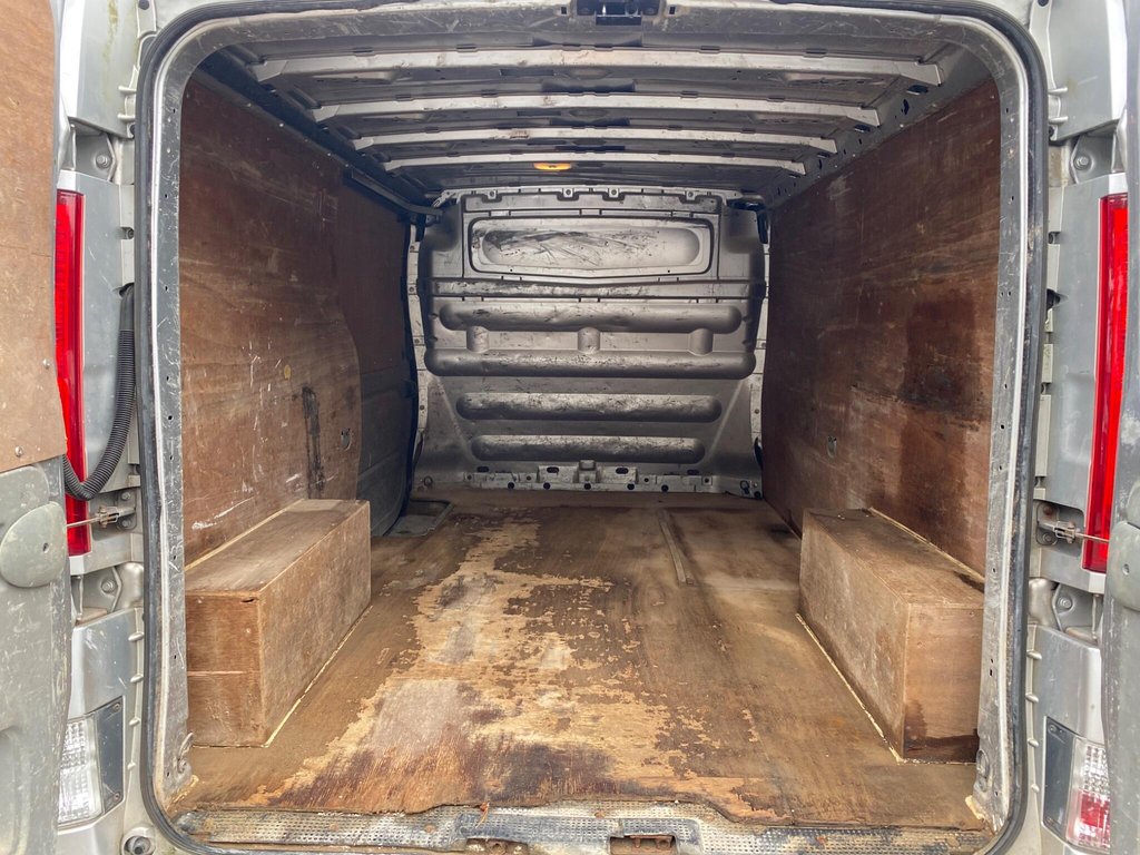 Used Vauxhall Vivaro 2011 for sale - 76248521: Photo 10
