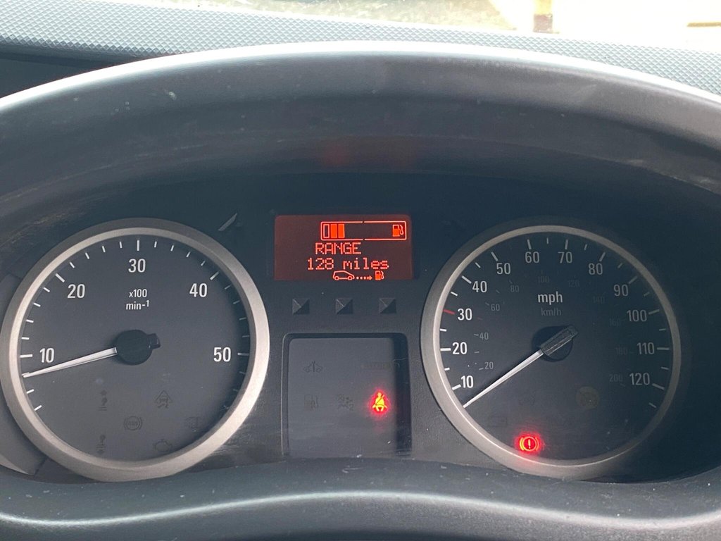 Used Vauxhall Vivaro 2011 for sale - 76248521: Photo 8