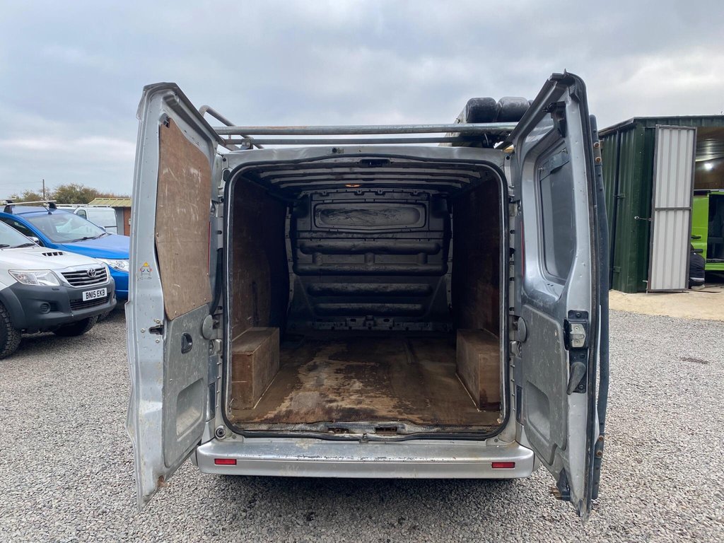 Used Vauxhall Vivaro 2011 for sale - 76248521: Photo 9