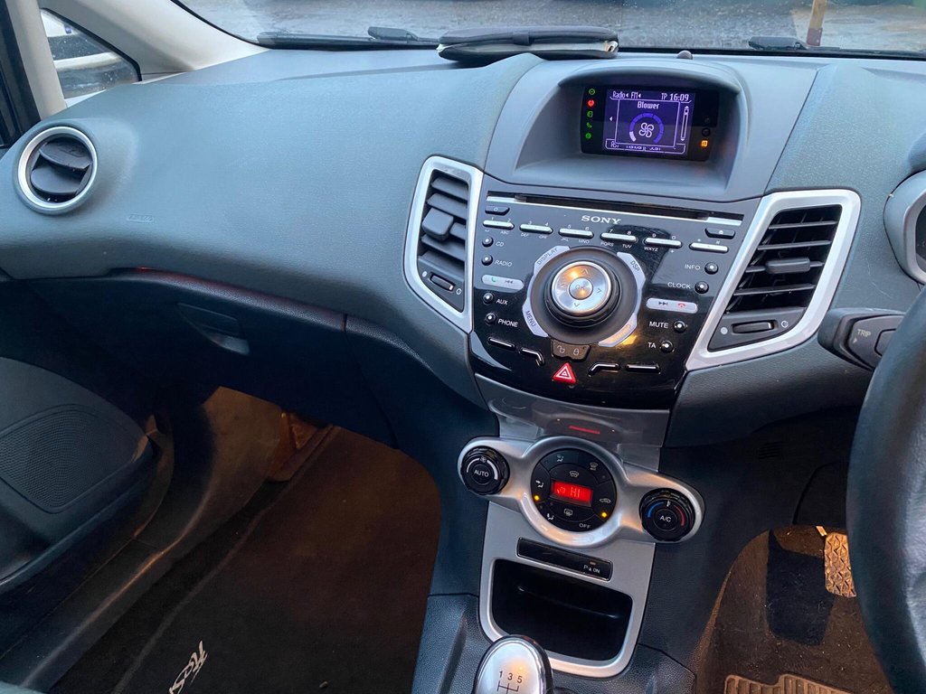 Used Ford Fiesta 2010 for sale - 77193453: Photo 32