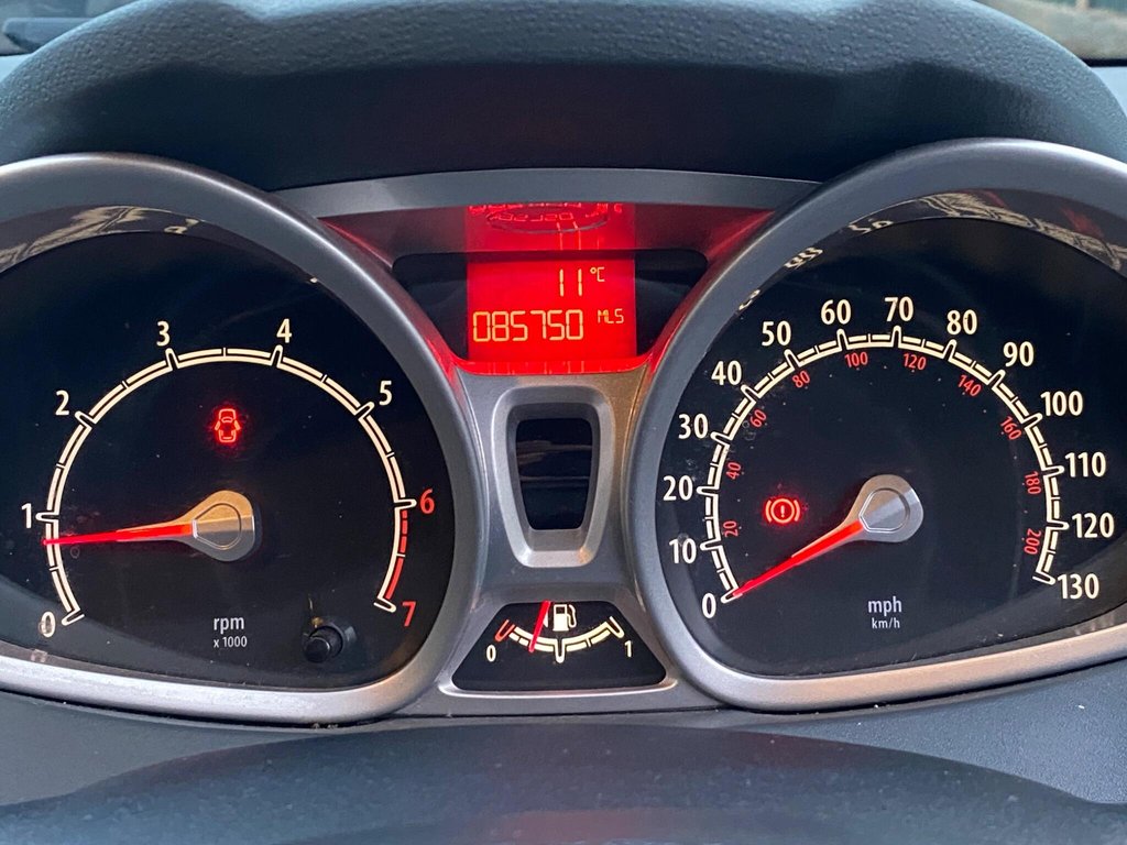 Used Ford Fiesta 2010 for sale - 77193453: Photo 8