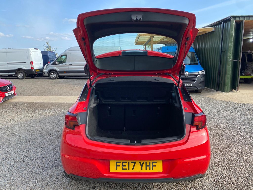 Used Vauxhall Astra 2017 for sale - 76303731: Photo 13