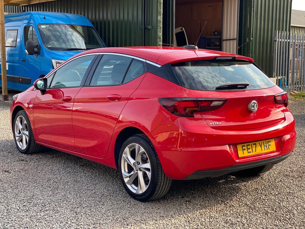 Used Vauxhall Astra 2017 for sale - 76303731: Photo 4
