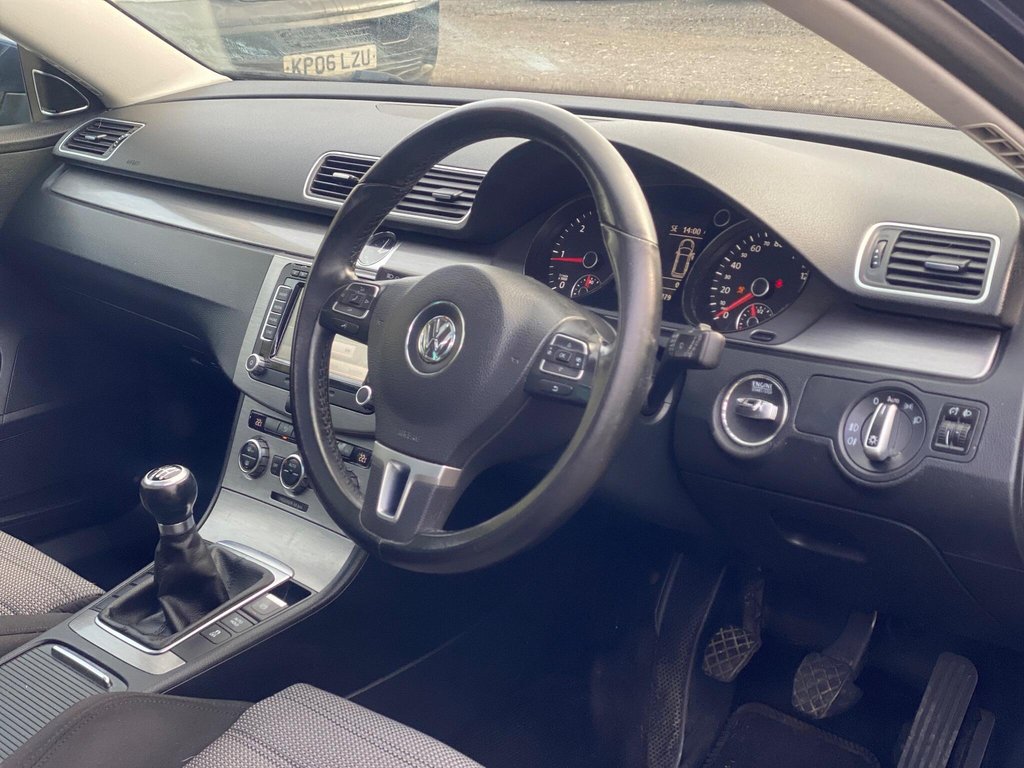 Used Volkswagen Passat 2012 for sale - 77703642: Photo 30