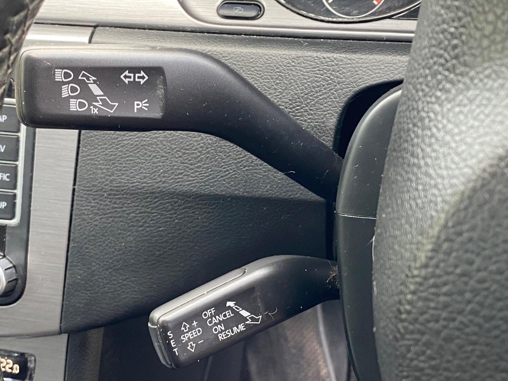 Used Volkswagen Passat 2012 for sale - 77703642: Photo 41